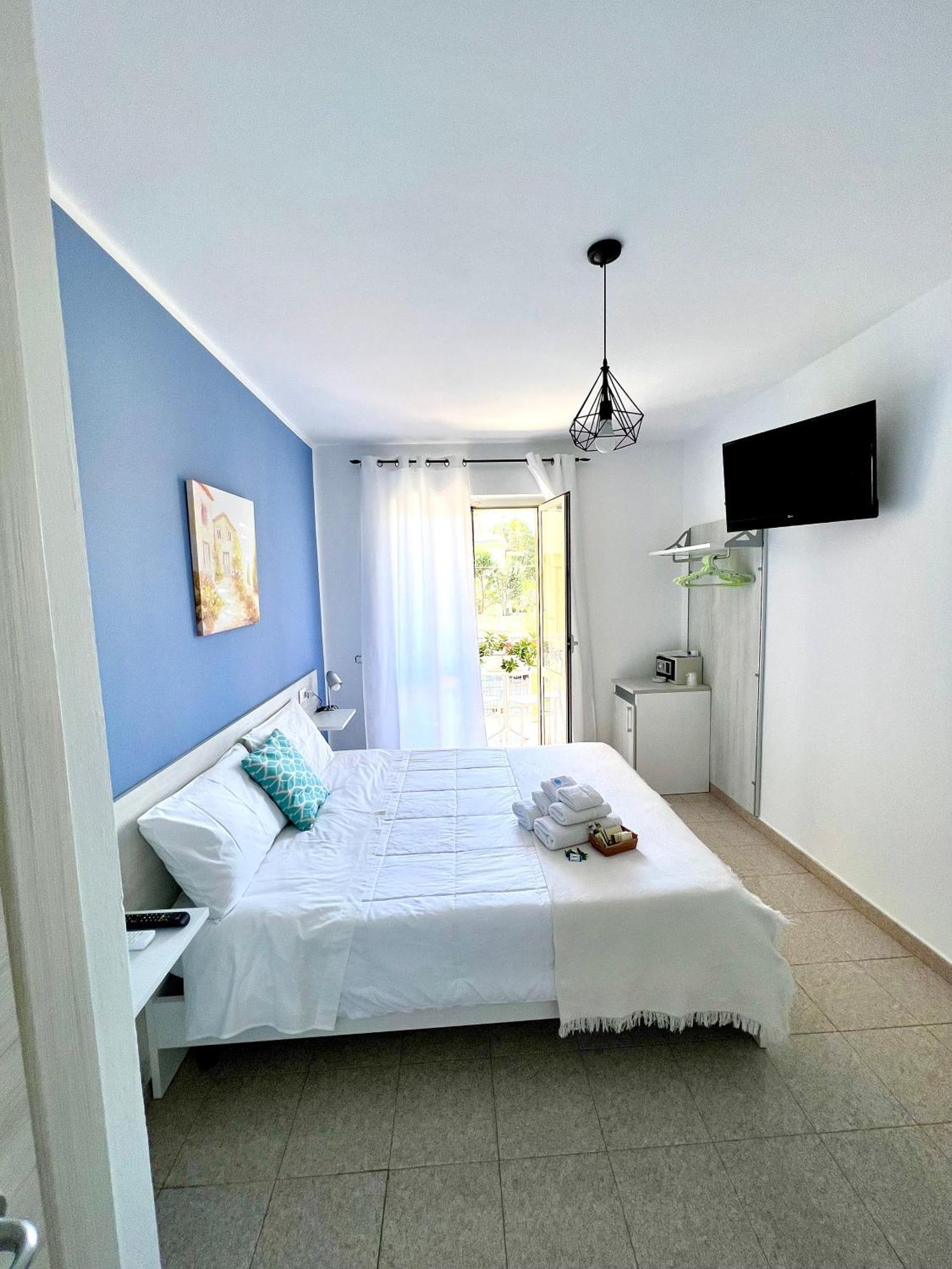 Bed and Breakfast Light Blue à Tropea Extérieur photo