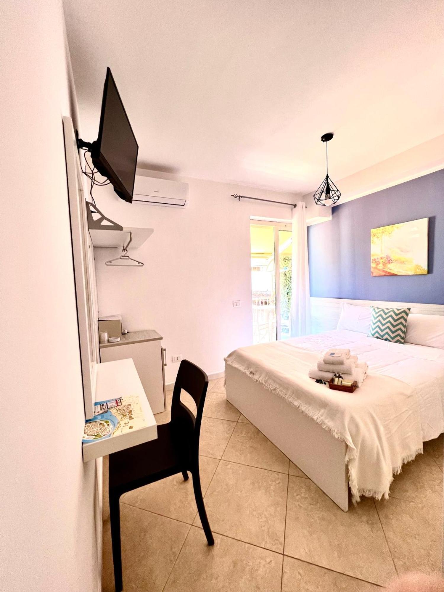 Bed and Breakfast Light Blue à Tropea Extérieur photo